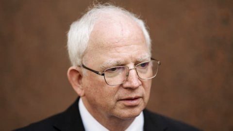 <b>Pro-Trump lawyer Eastman gets $100k bond in Georgia election case</b>