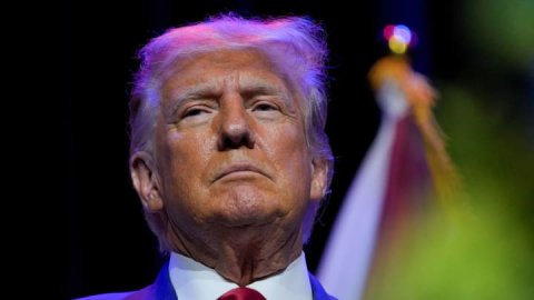 <b>Judge denies Trump request to delay E. Jean Carroll trial </b>