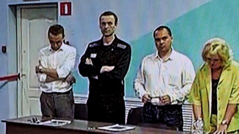 <b>Treasury issues new sanctions for 2020 poisoning of Alexei Navalny</b>