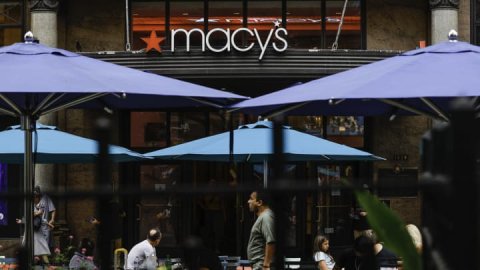 <b>Macy's earnings: Macy's to open more smaller strip mall stores</b>