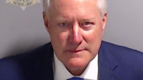 <b>Trump chief of staff Mark Meadows booked at Georgia jail</b>