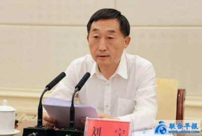 At the age of 16, Liu Ning, who went to Tsinghua University, has served as the party s