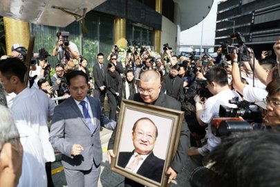 Jin Yong's funeral, Ma Yun and others bid farewell to the last journey