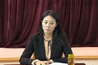 Female deputy mayor Jiang Baohong was ＂double fired＂ for engaging in power and sex tra