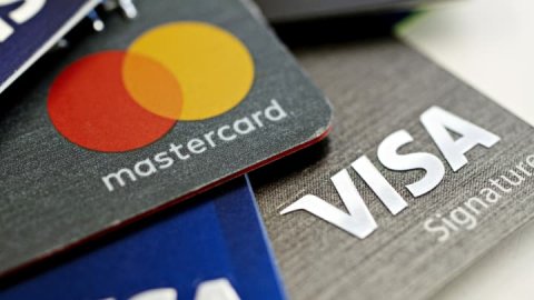 <b>Mastercard ends Binance card partnership</b>