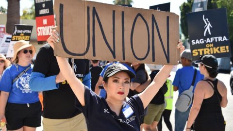 <b>Kamala Harris touts strength of labor unions to build the middle class</b>