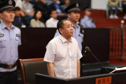 Water official Ma Chaoqun was tried: 100 million yuan, four branches with guns