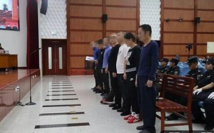 The webmaster who beaten his colleagues for the leader Zhao Chuntao was tried in black