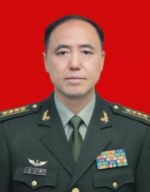 The 10th political commissar in the Macau forces went to Sun Wen to play a new one