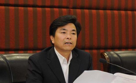 Shi Shiwei, director of the Standing Committee of Dongyang City People's Congress