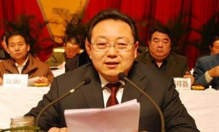 Zhang Xuguang, a 53 -year -old secretary of the Municipal Party Committee, was reduced