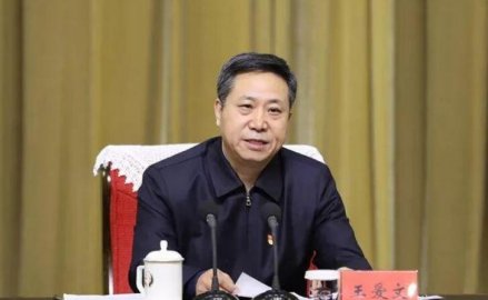 Then some ministries leaders went to Hubei to guide charitable donations