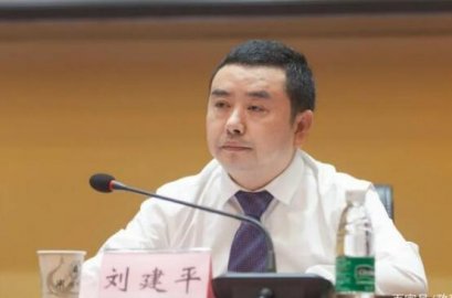 Hubei University Secretary and President ＂Double Adjustment＂