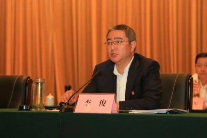 Li Jun, Secretary of the Municipal Party Committee with ＂another use＂, was ＂double -op