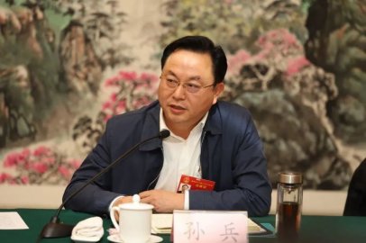 The Mayor of Jingmen Sun Bing, intended to be the secretary of the municipal party com