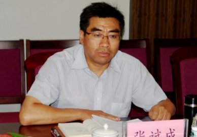 <b>Secretary of the state -owned enterprise Zhang Bincheng passed the ball and gave a tow</b>