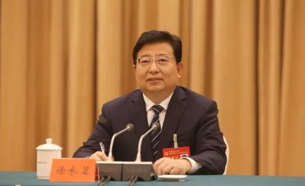 Acting Mayor Xu Yixian was elected Mayor of Luoyang City