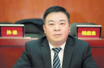 Qin Guoliang serves as secretary of the Secretary of Wangcheng District, Changsha, Hun