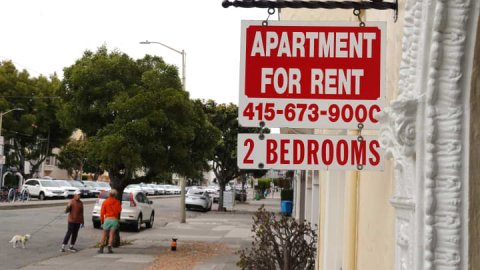 <b>Apartment rents on verge of declining due to massive supply</b>