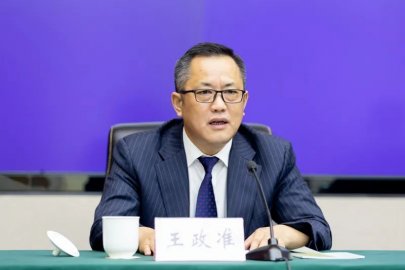 Wang Zhengzhun, deputy director of the Agricultural and Rural Department of Liaoning P