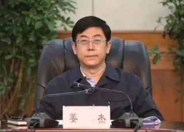 Jiang Jie, a member of the Party Group of the CPPCC of Tibet Autonomous Region