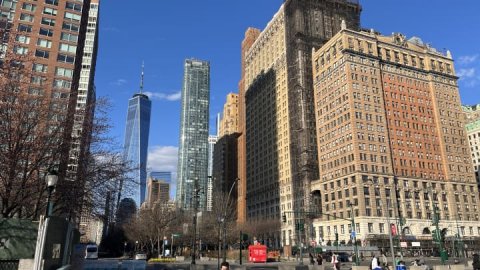 Manhattan median rent remains at record high