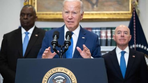 <b>Biden to push for Ukraine aid, democracy as China and Russia skip UN</b>