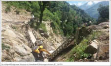 The bridge near the China -India border collapse and cut off the Indian soldiers'