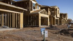 New home sales fall in August