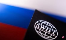 European and American countries kicked a number of banks out of SWIFT