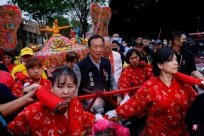 Guo Taiming banquet asked the Kuomintang Central Standing Committee to seek Table Guo&