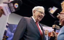 Berkshire Hathaway refused to change to the dynasty, a 91 -year -old stock, Buffett, s