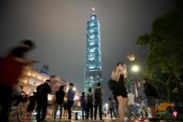 [East talks] Can Taiwan throw away the notorious ＂pedestrian hell＂?