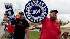 <b>UAW, Mack Trucks workers to vote on deal</b>