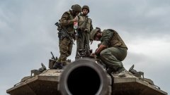 Israel-Hamas war: Pentagon pushes U.S defense titans to send weapons