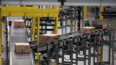 Amazon hikes UK pay, plans to hire 15,000 seasonal workers