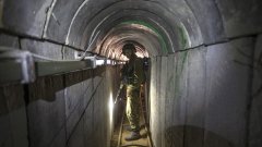 Israel-Hamas war: Gaza tunnels pose deadly challenge