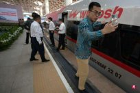 The Yawan high -speed rail is officially put into commercial operation