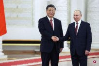 <b>Putin: Ready to help Chinese companies replace Western companies</b>