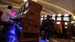 <b>Casino workers go on strike in Detroit</b>