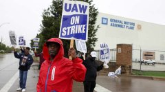 <b>UAW strike: Stellantis, union negotiators agree to terms of a deal</b>