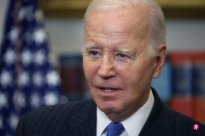 <b>Biden: Next month, ＂may＂ meet with Xi Jinping but did not sit down the talks arrang</b>