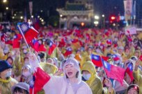 The countdown of the Taiwan election has three weeks of blue, green, and white for two