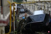 33 people died in Beijing heavy rain disaster and 1890,000 people were disappeared.