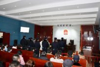 Qinghai Haibei Central Court: Six people have been sentenced to a young girl who is le