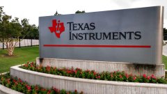 Activist Elliott takes $2.5 billion stake in Texas Instruments
