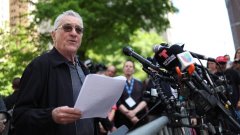 Robert De Niro slams Trump outside criminal trial