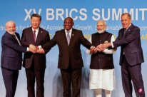 BRICS millionaires will increase by 85 % in the next ten years.