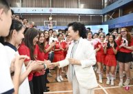 Peng Liyuan looks forward to the intersection of young people in China and the United 